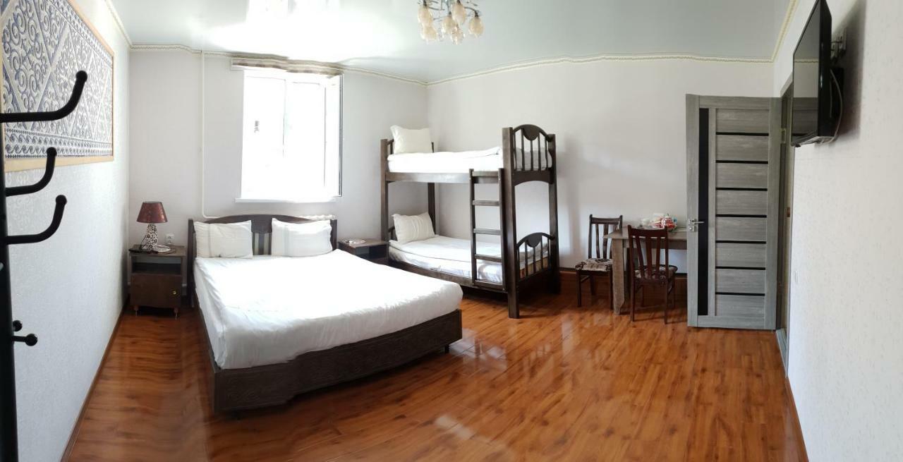 Datka Guest House Naryn Exterior foto